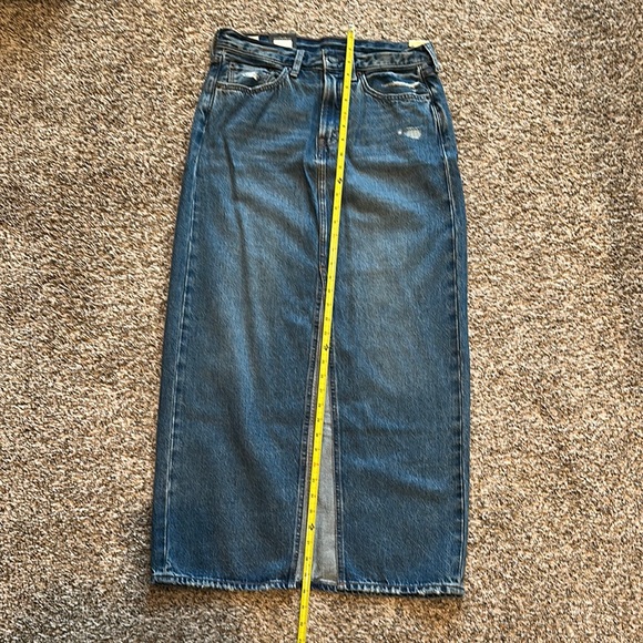 Levi's Classic Blue Denim Skirt NWT Premium White Tag - Picture 2 of 9